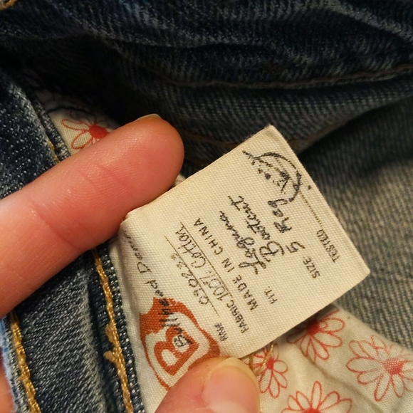 Vintage Bullhead Laguna boot cut distressed blue jean. Size 5 - Picture 6 of 11